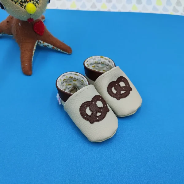 Chaussons Bretzel 12-18 mois - Vins Rouges Harmonieux pour Chaque Occasion