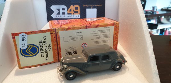 Citroen Traction 15cv Norev 1/43 - Vins Rouges Harmonieux pour Chaque Occasion
