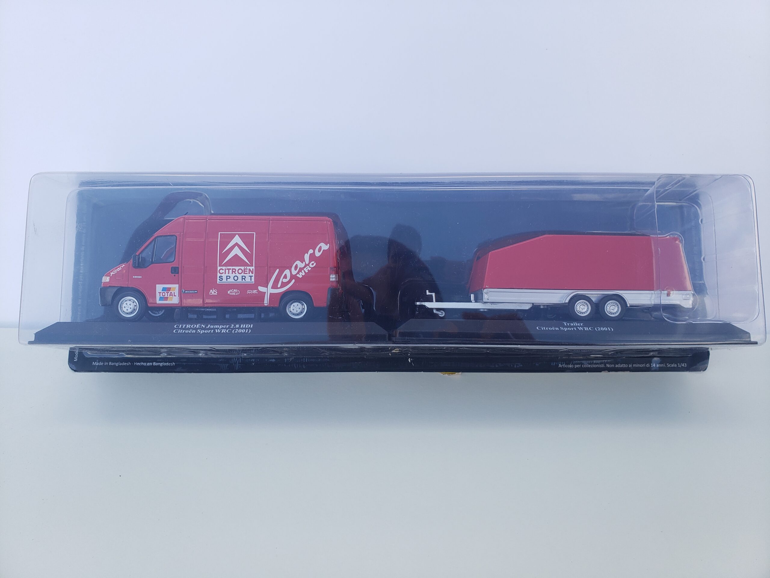 Citroën – Jumper 2.8 HDI Citroën Sport WRC + Trailer – 2001 - Vins Rouges Harmonieux pour Chaque Occasion Citroën – Jumper 2.8 HDI Citroën Sport WRC + Trailer – 2001 - Vins Rouges Harmonieux pour Chaque Occasion