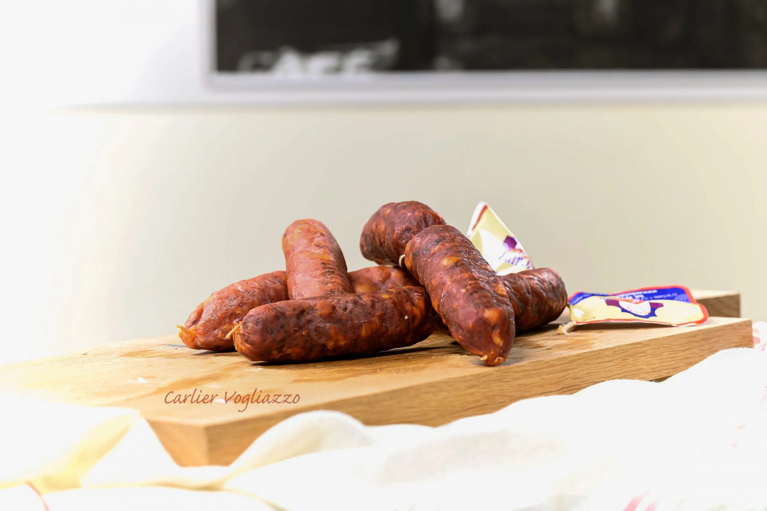 Chorizo Cantimpalo PIQUANT - Vins Rouges Harmonieux pour Chaque Occasion Chorizo Cantimpalo PIQUANT - Vins Rouges Harmonieux pour Chaque Occasion