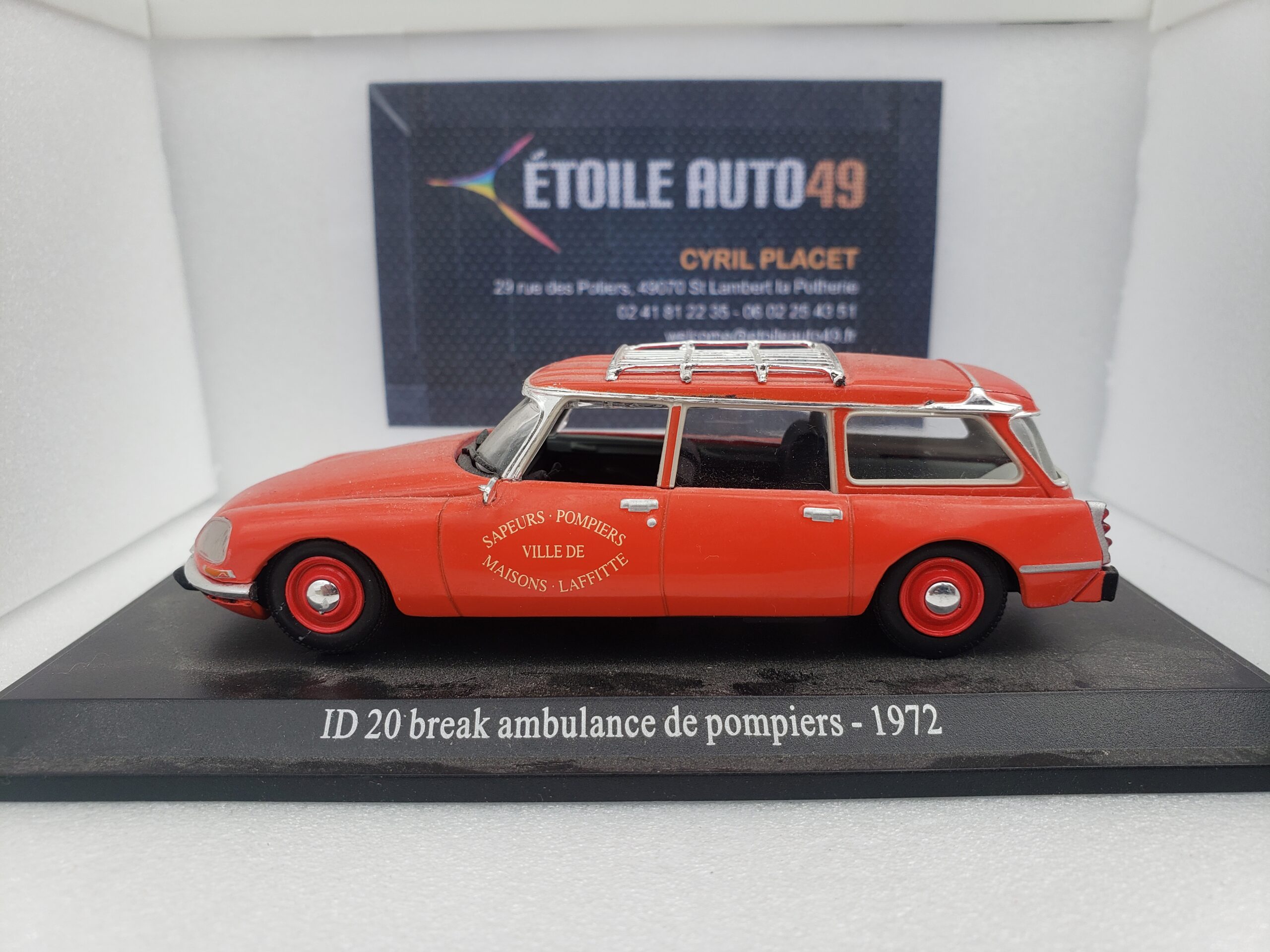 Citroën – ID 20 Break ambulance de pompier – 1972 - Vins Rouges Harmonieux pour Chaque Occasion Citroën – ID 20 Break ambulance de pompier – 1972 - Vins Rouges Harmonieux pour Chaque Occasion