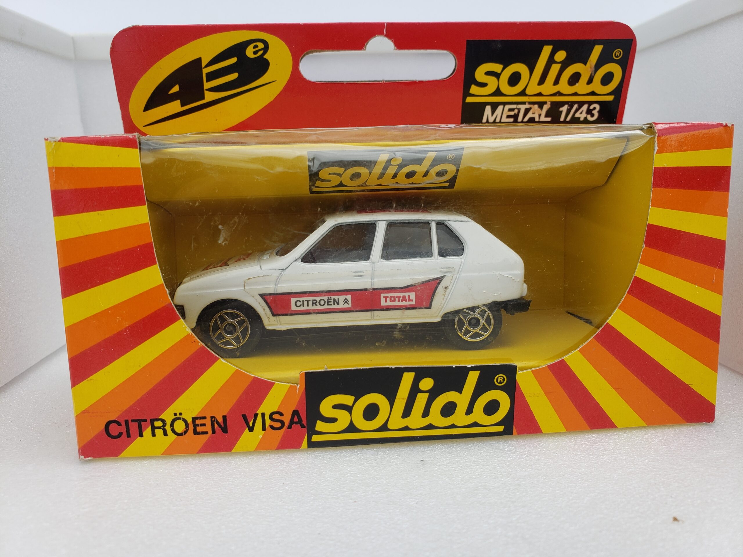 Citroën – Visa TOTAL - Vins Rouges Harmonieux pour Chaque Occasion Citroën – Visa TOTAL - Vins Rouges Harmonieux pour Chaque Occasion