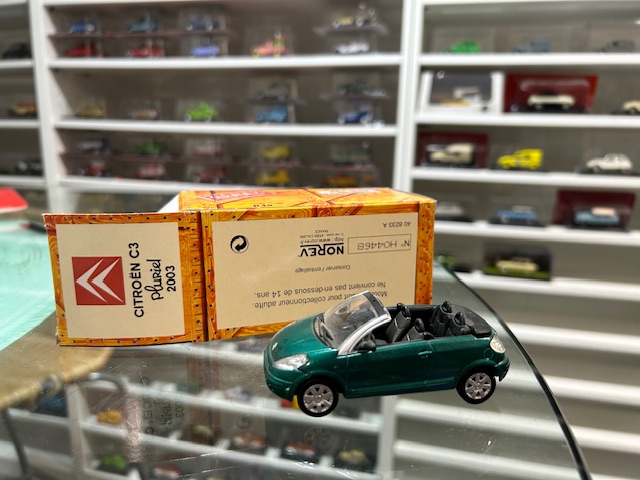 Citroen C3 Pluriel 2003 vert Norev 1/43 - Vins Rouges Harmonieux pour Chaque Occasion Citroen C3 Pluriel 2003 vert Norev 1/43 - Vins Rouges Harmonieux pour Chaque Occasion
