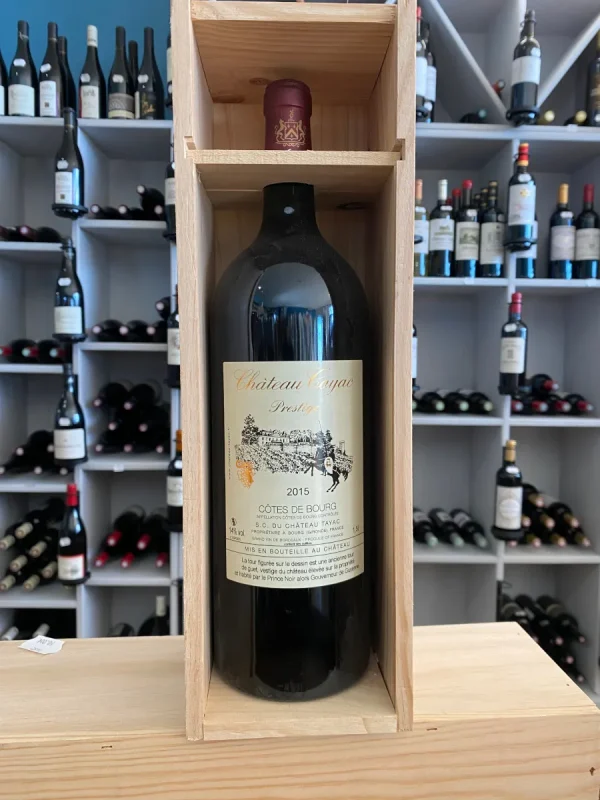 Château Tayac, Cuvée Prestige magnum, 2015 - Vins Rouges Harmonieux pour Chaque Occasion