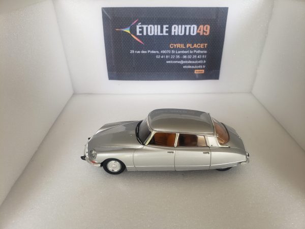 Citroën – DS 21 – 1969 - Vins Rouges Harmonieux pour Chaque Occasion