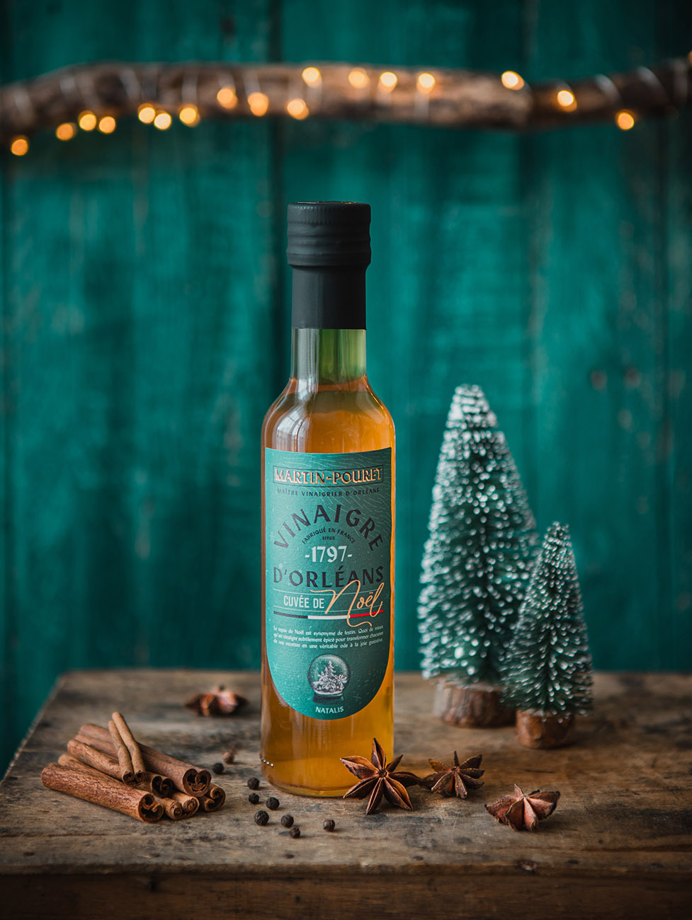 Christmas Vinegar 25cl - Vins Rouges Harmonieux pour Chaque Occasion Christmas Vinegar 25cl - Vins Rouges Harmonieux pour Chaque Occasion