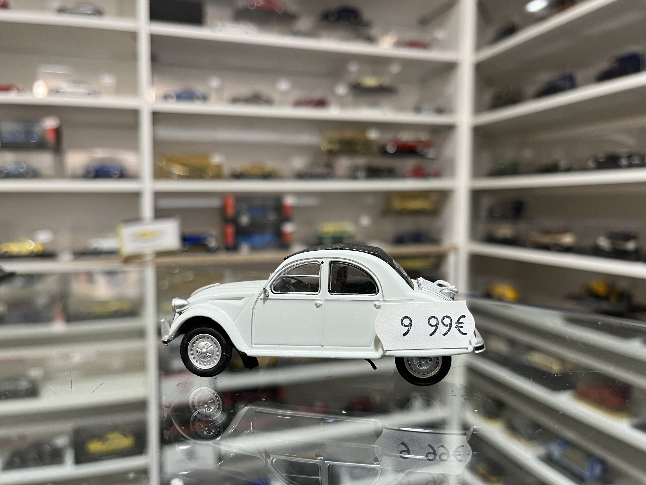 Citroën 2CV Pallas Eligor 1/43 - Vins Rouges Harmonieux pour Chaque Occasion Citroën 2CV Pallas Eligor 1/43 - Vins Rouges Harmonieux pour Chaque Occasion