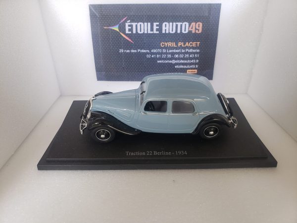 Citroën – Traction 22 Berline – 1934 - Vins Rouges Harmonieux pour Chaque Occasion