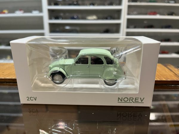 Citroën 2CV 6 Club 1979 Jet-car Vert Jade 1/43 - Vins Rouges Harmonieux pour Chaque Occasion
