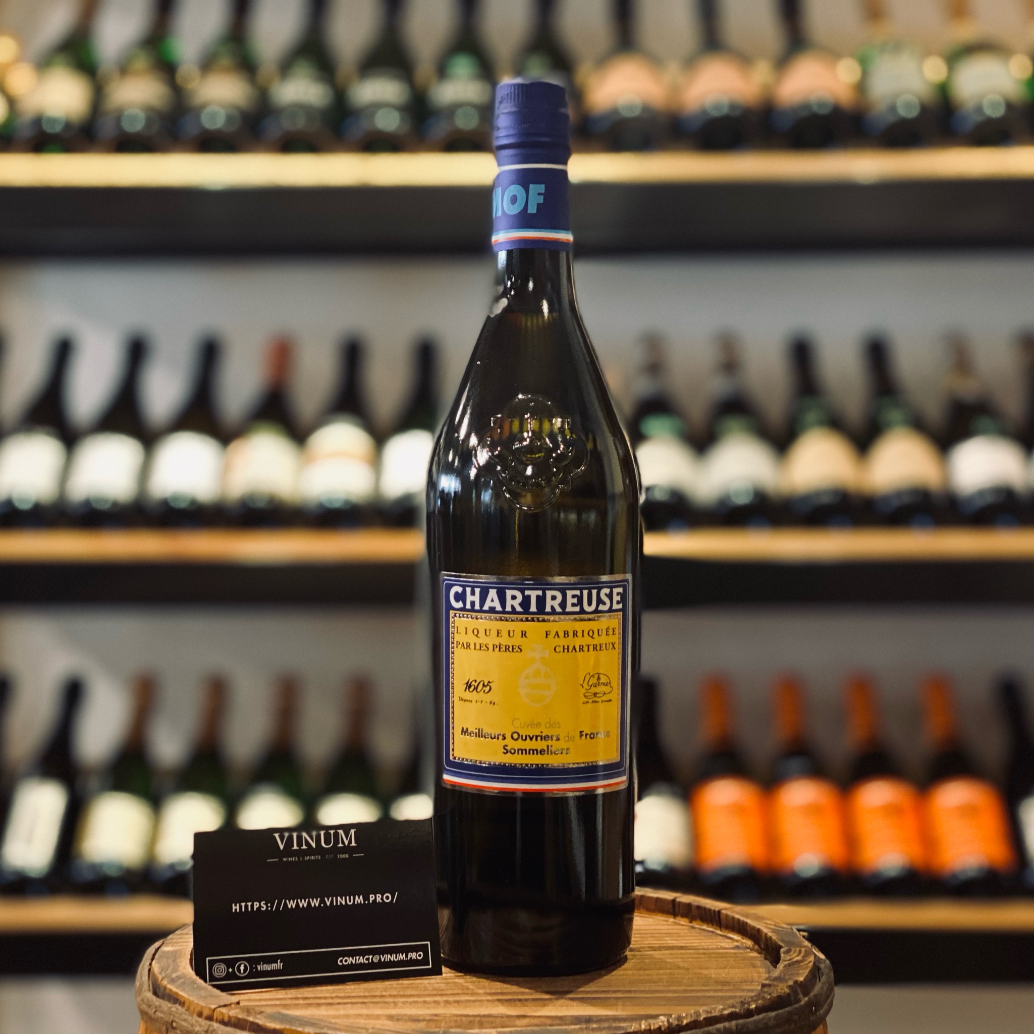 Chartreuse Jaune MOF Meilleur Ouvrier de France - Vins Rouges Harmonieux pour Chaque Occasion Chartreuse Jaune MOF Meilleur Ouvrier de France - Vins Rouges Harmonieux pour Chaque Occasion