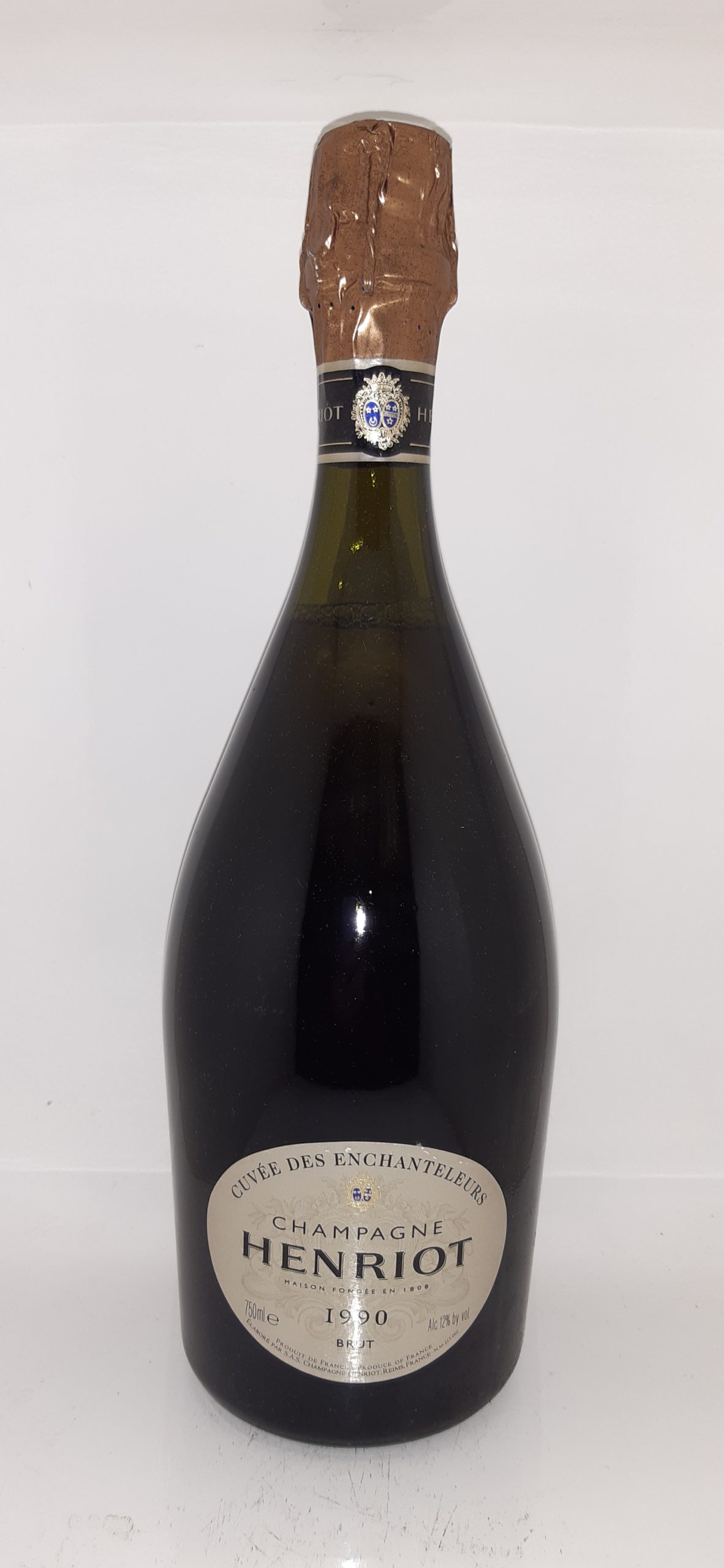 Champagne HENRIOT Cuvée des Enchanteleurs 1990 Brut Magnum - Vins Rouges Harmonieux pour Chaque Occasion Champagne HENRIOT Cuvée des Enchanteleurs 1990 Brut Magnum - Vins Rouges Harmonieux pour Chaque Occasion