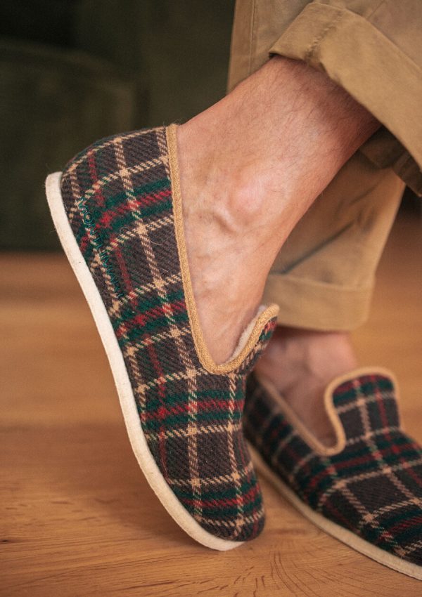 Chaussons Martin Tartan Marron - Vins Rouges Harmonieux pour Chaque Occasion