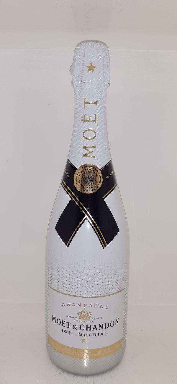 Champagne MOET & CHANDON Ice Impérial Demi Sec - Vins Rouges Harmonieux pour Chaque Occasion