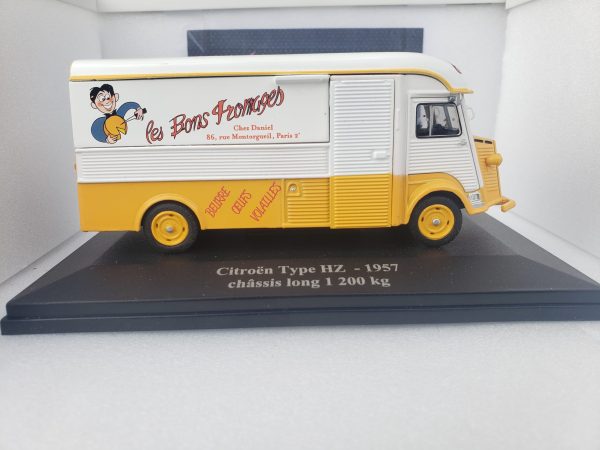 Citroën – Type HZ Châssis Long “Les Bons Fromages” – 1957 - Vins Rouges Harmonieux pour Chaque Occasion