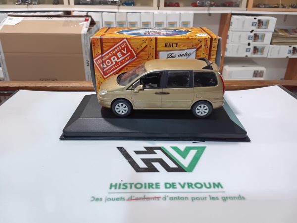 Citroën C8 2002 Norev - Vins Rouges Harmonieux pour Chaque Occasion