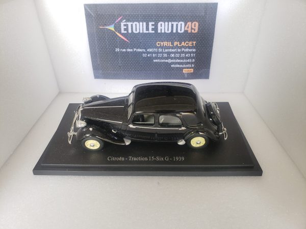Citroën – Traction 15-Six G – 1939 - Vins Rouges Harmonieux pour Chaque Occasion